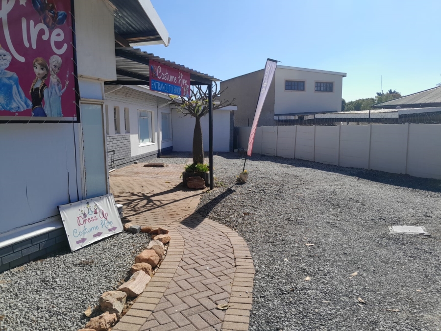 3 Bedroom Property for Sale in Bodorp North West